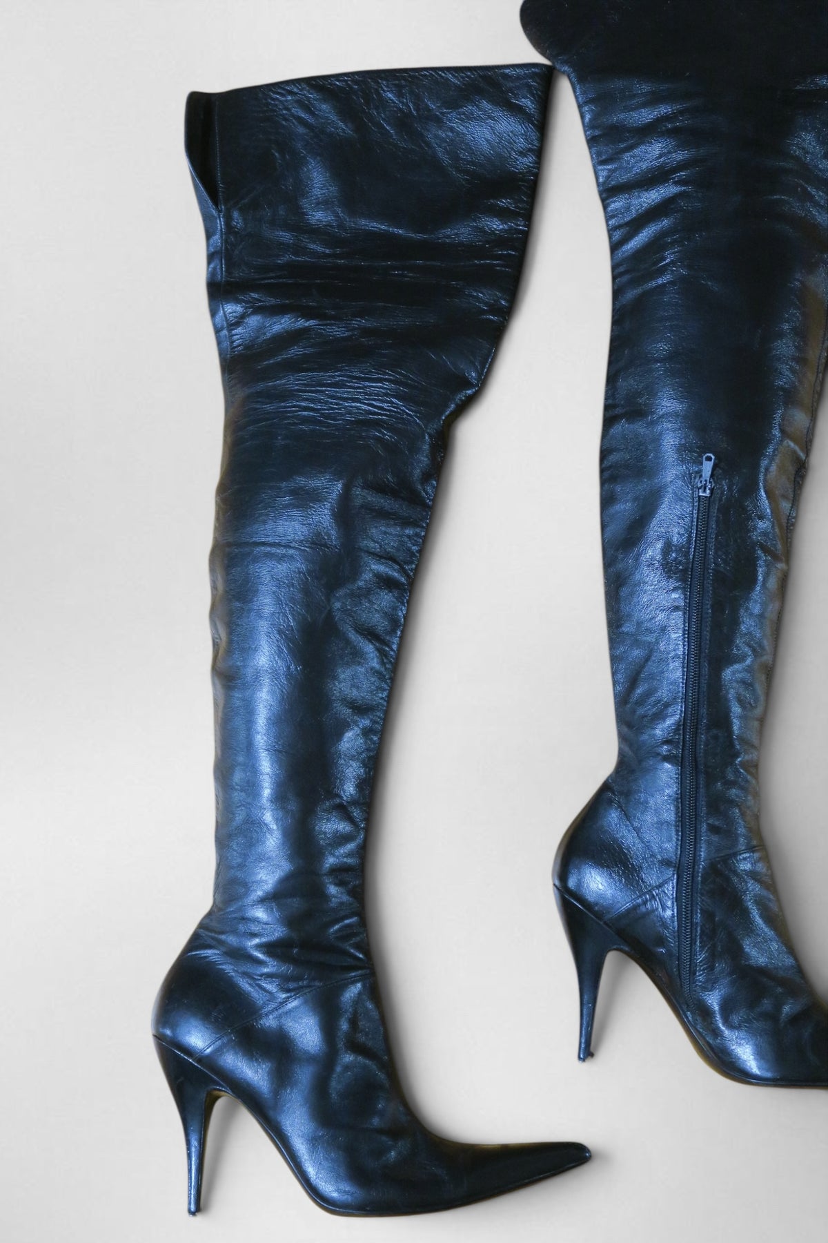 Dolce & Gabbana thigh high boots size 39