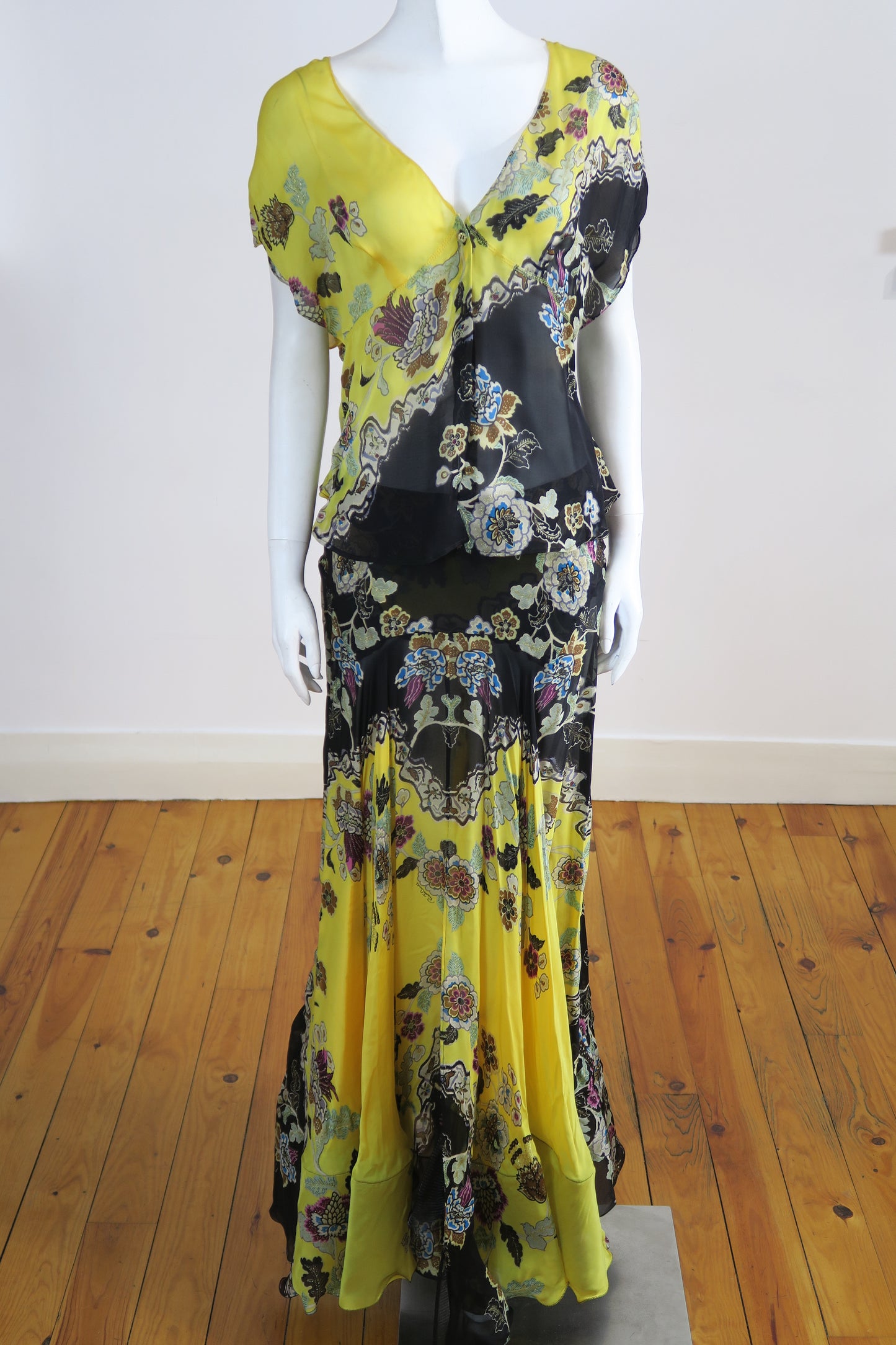 Roberto Cavalli set
