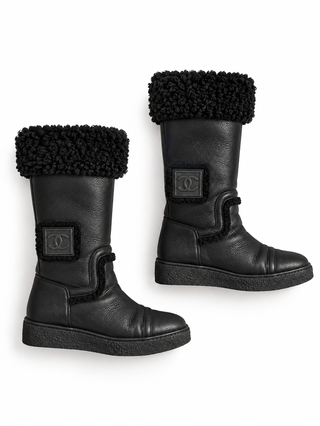 Chanel shearling leather boots size 36