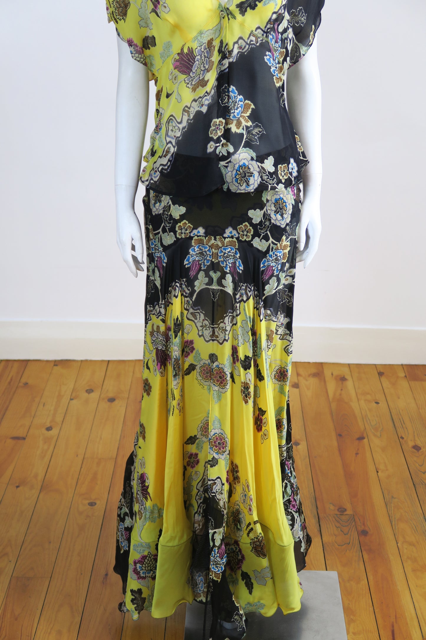 Roberto Cavalli set