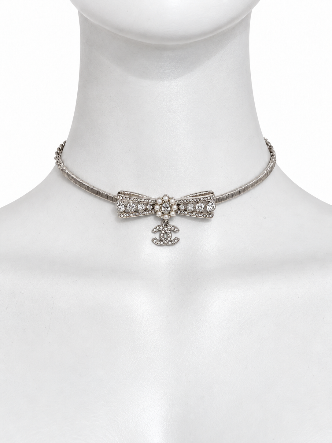 Chanel crystal bow CC pendant choker