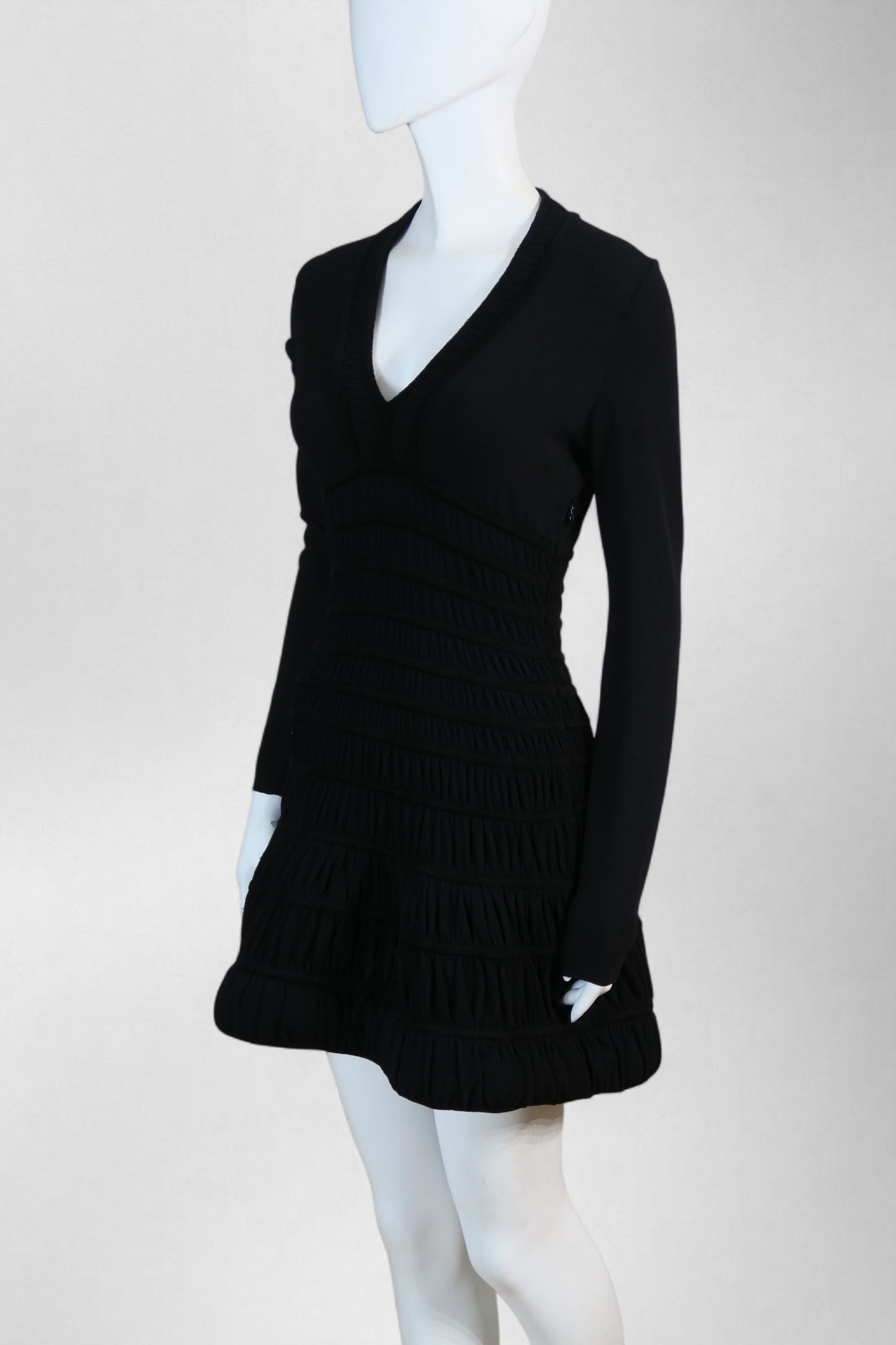 Azzedine Alaïa Black Structured Knit Mini Dress Long Sleeve Size Medium –  yourgarmentz