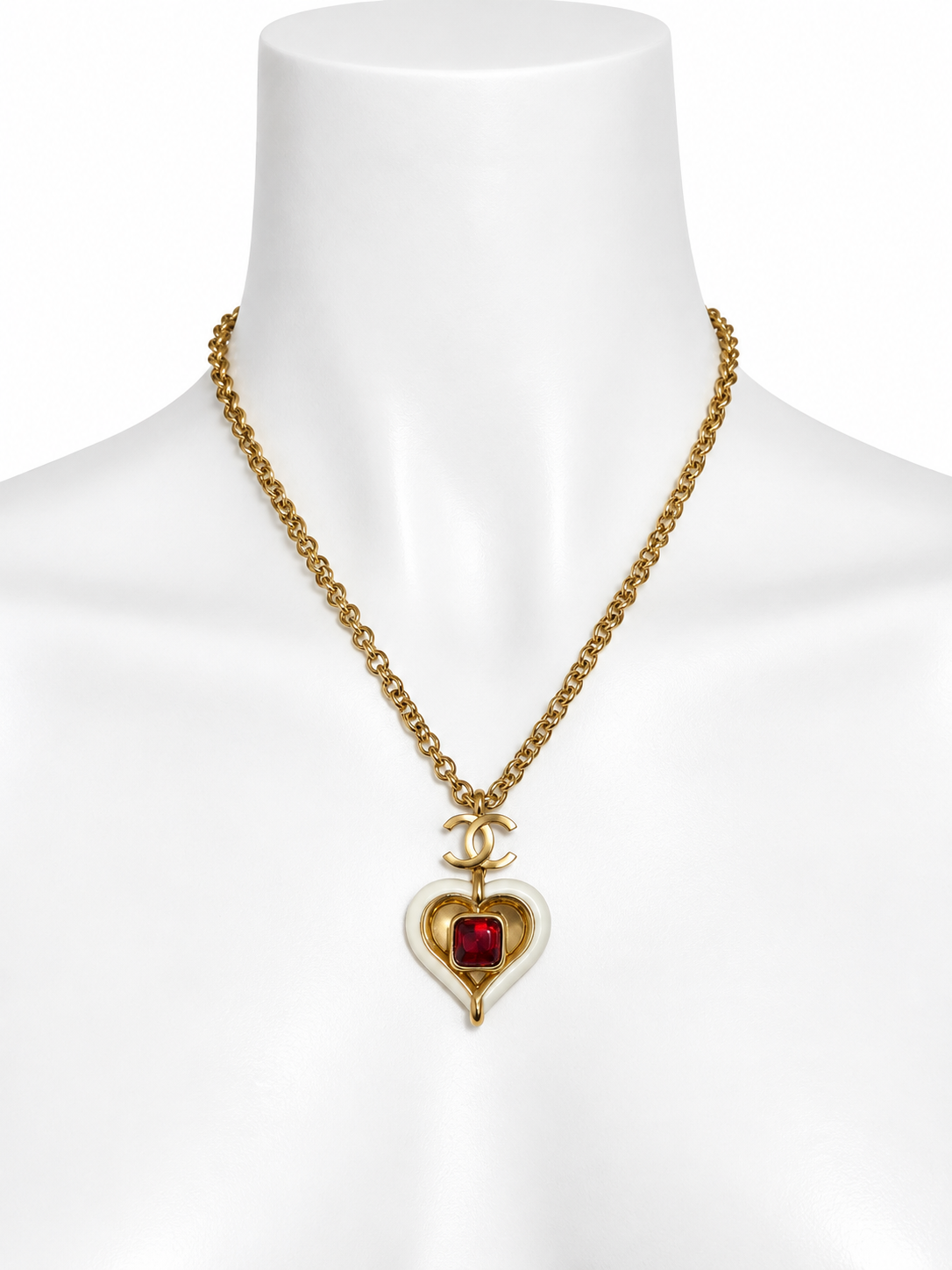 Chanel Gripoix heart pendant necklace