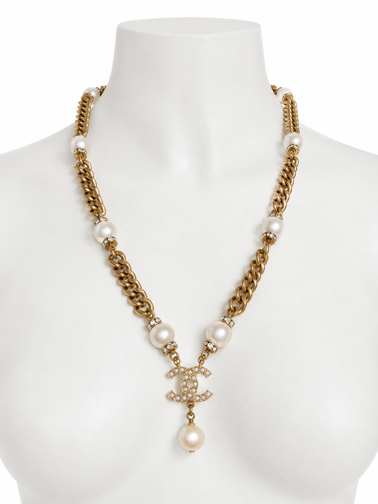 Chanel pearl CC chain necklace