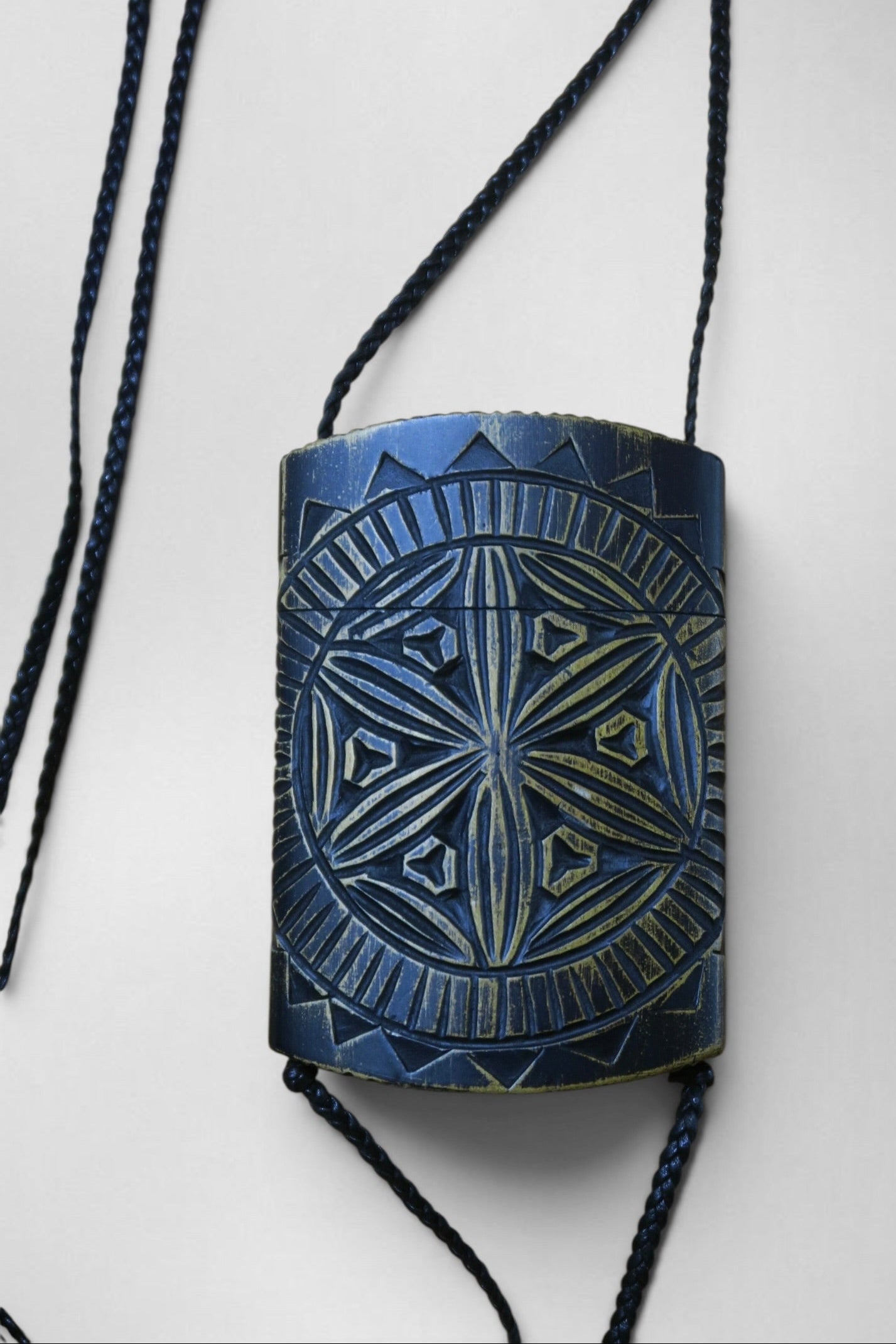 Gucci 2002 runway carved wooded clutch