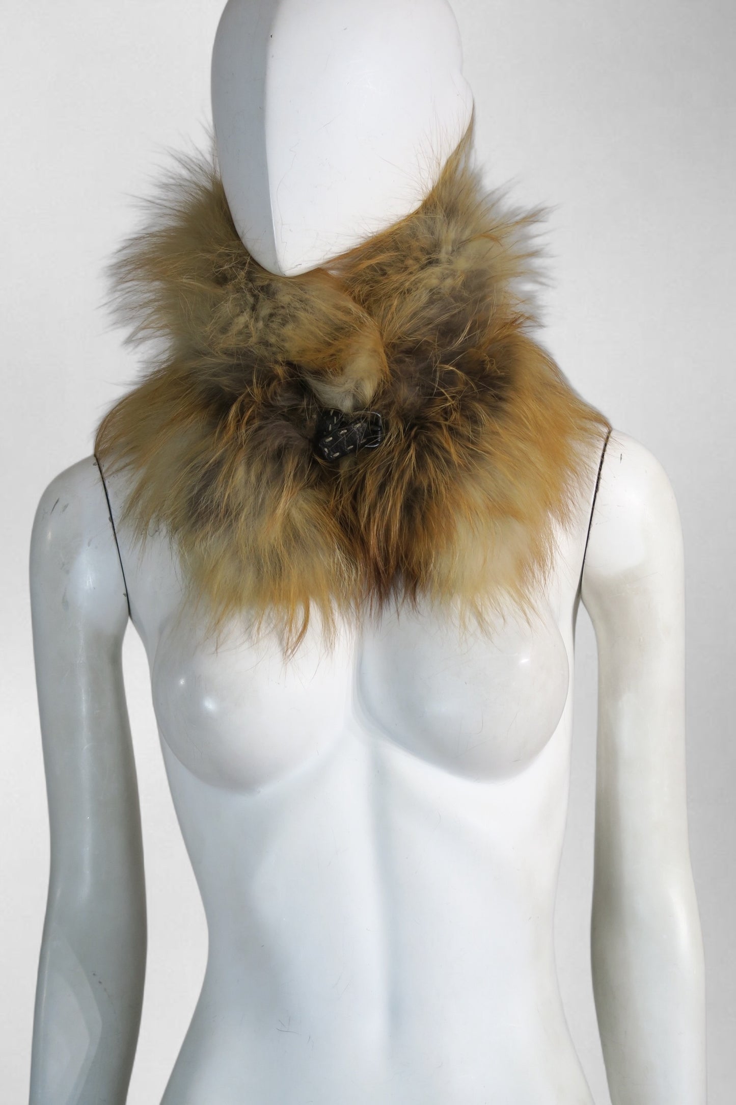 Fendi fox fur collar