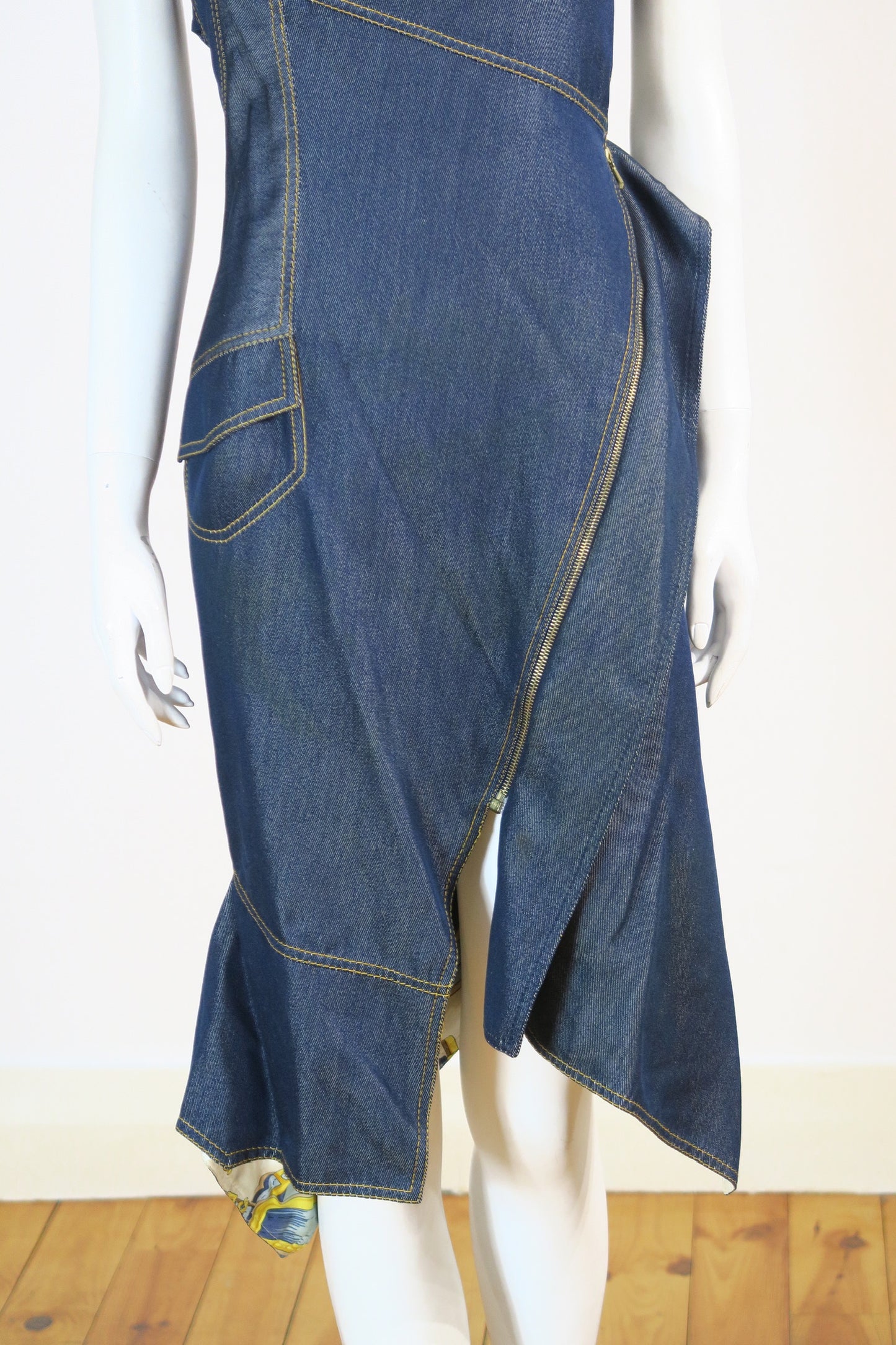 Dior spring 2000 runway dress