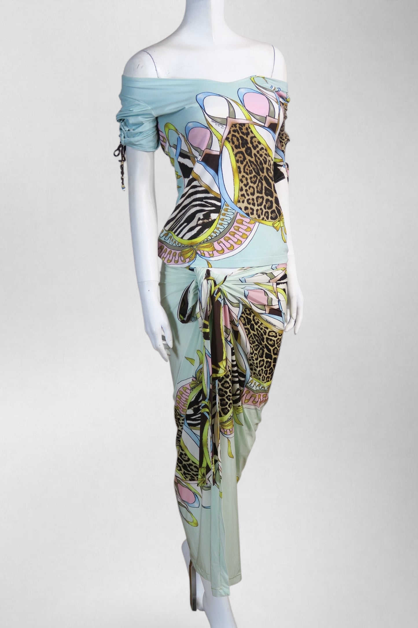 Roberto Cavalli set