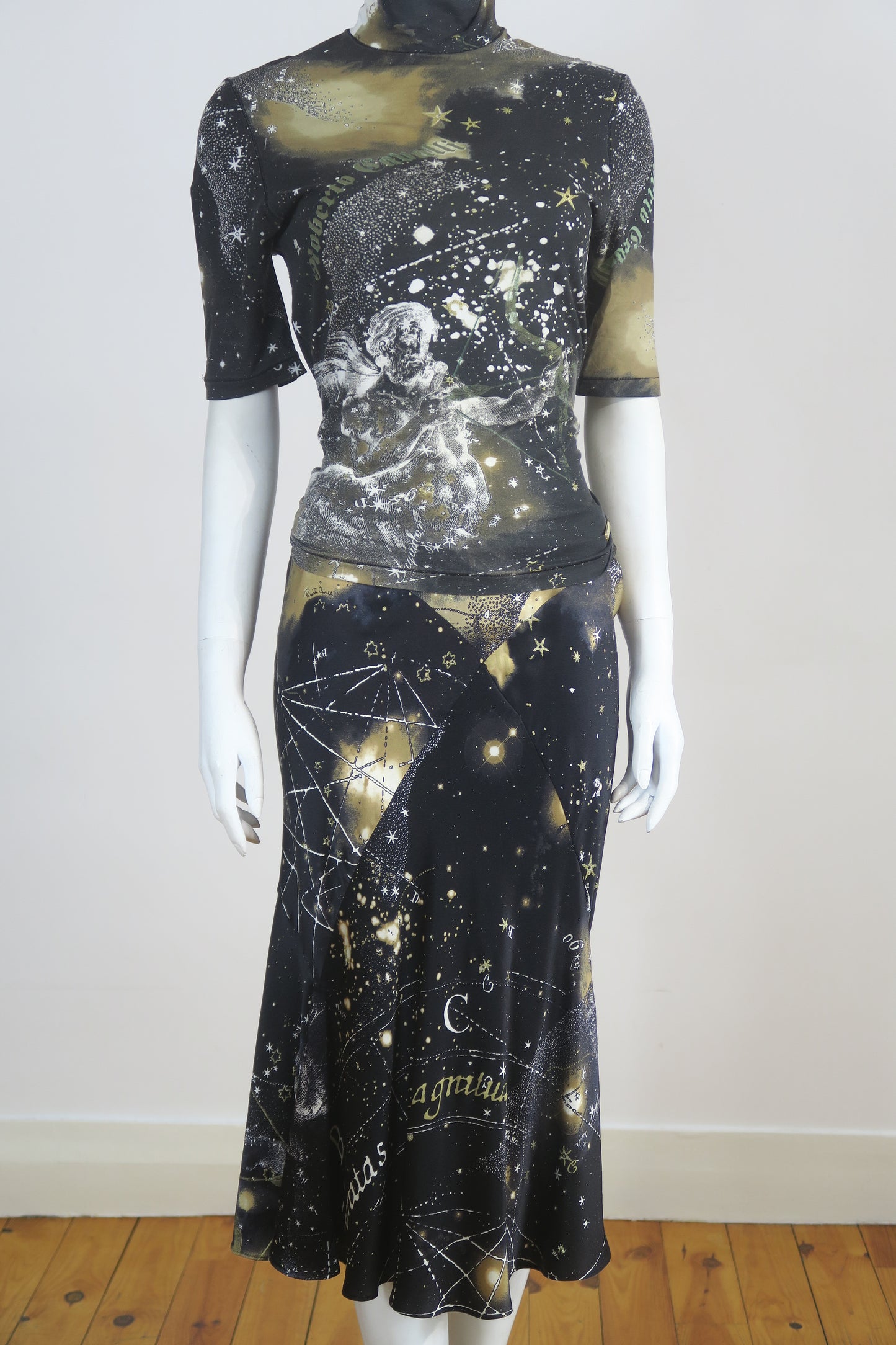 Roberto Cavalli set