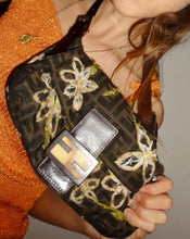 Load image into Gallery viewer, Fendi bag
